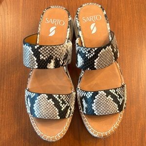 SARTO Franco Sarto snakeskin platform Cappy sandal, size 7